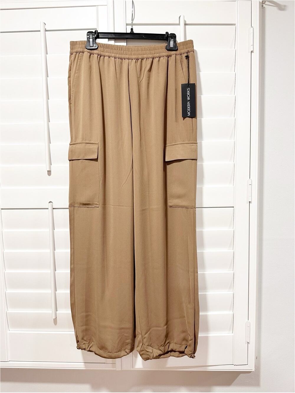 Modern Works Pants Cargo Jogger Large Tan Elastic Waist NWT Drawstring Ankle Hem - Picture 1 of 14